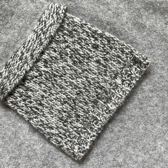 Saks Fifth Avenue Cashmere Sweater, L | Gray Pullover, Cuffs MSRP $395 - Picture 5 of 6